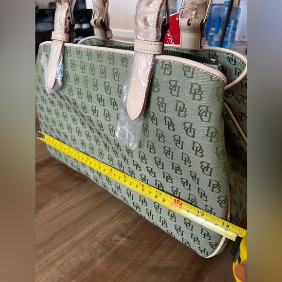 New Dooney & Bourke Signature Monogram Logo Buckle Satchel- Green - Picture 10 of 12